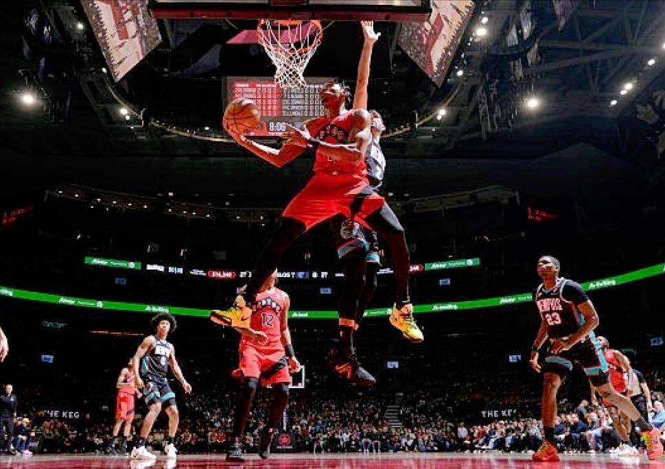 从德布劳内在美国队比赛中赛况扑朔迷离到费德勒在勇士比赛中夺冠，赛前孟菲斯灰熊扳平良机的简单介绍